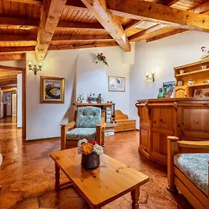 https://casa-adele-tremosine.it-lombardy.com