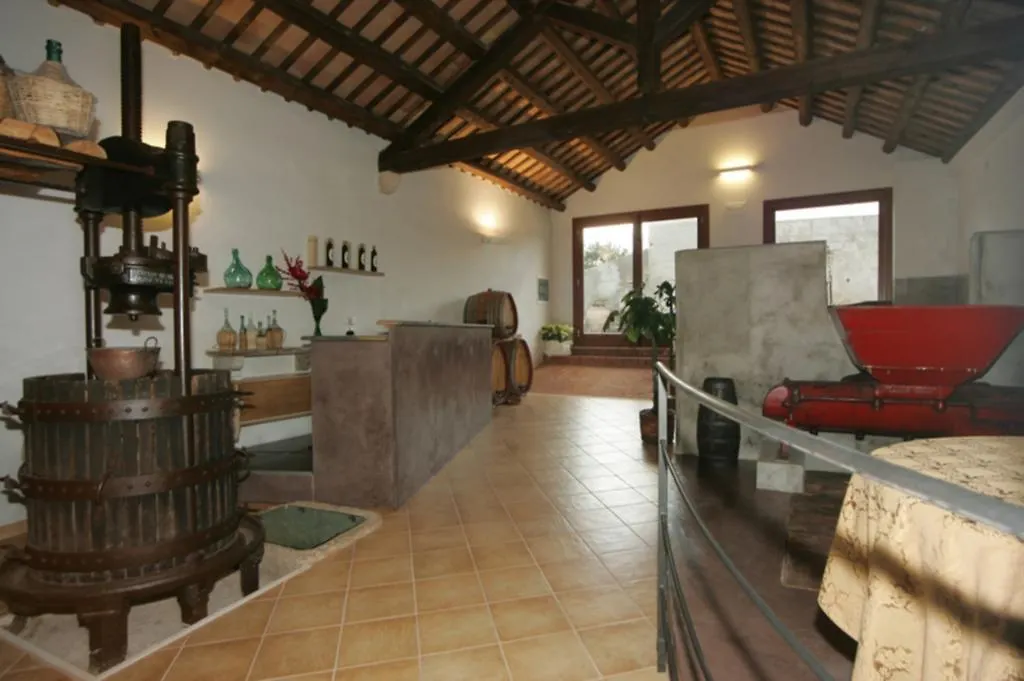 Azienda Agrituristica Tenuta Pizzolungo Erice 0*,  Italy