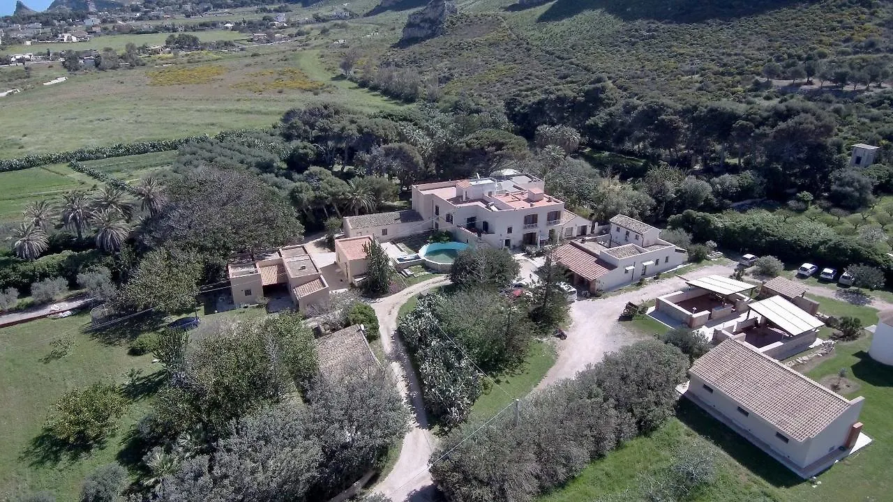 Azienda Agrituristica Tenuta Pizzolungo 埃里切 0*,